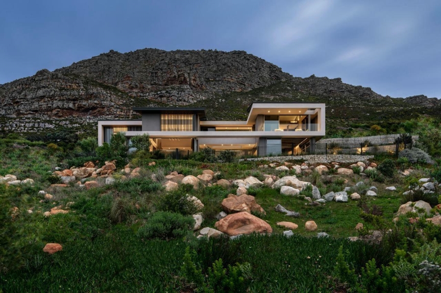 4 Bedroom Property for Sale in Stonehurst Mountain Estate Western Cape
